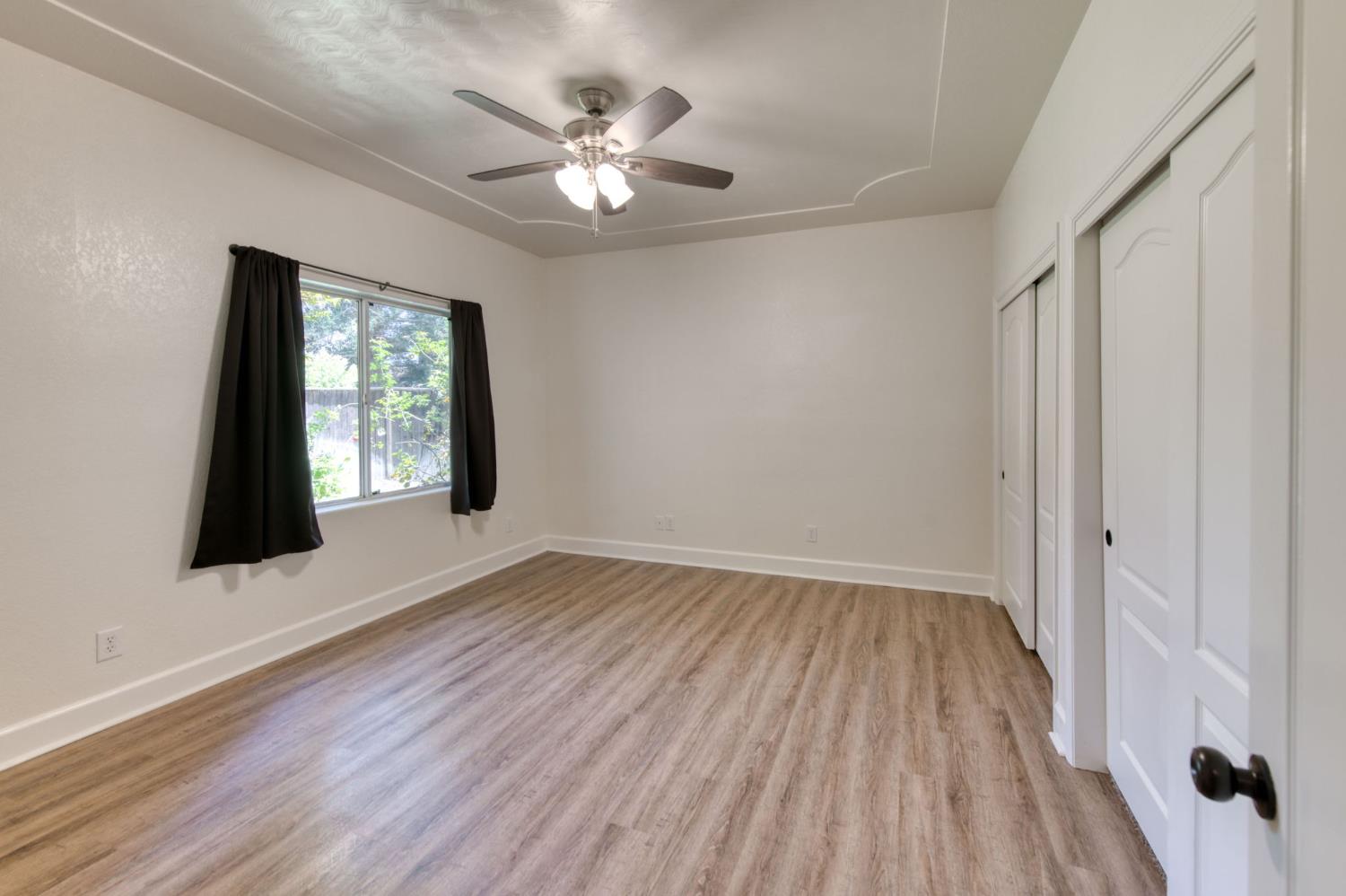 9465 North Madison Ridge Road Fresno, CA 93720 - Photo 17 of 34