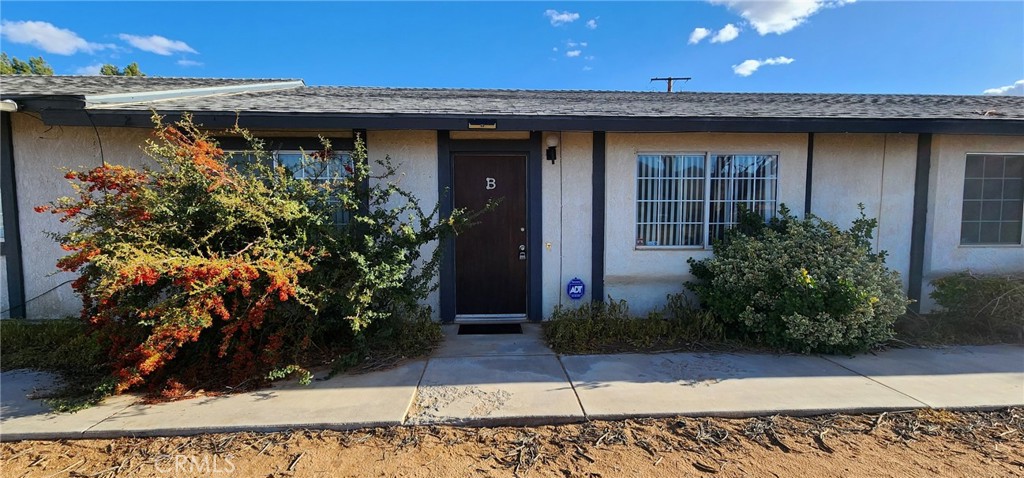 15525 Kiamichi Road, Unit B Apple Valley, CA 92307 - Photo 1 of 1