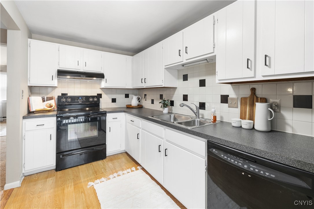 798 Fairway Circle Van Buren, NY 13027 - Photo 14 of 30