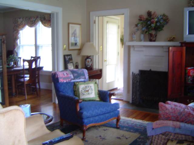 102 Cleveland Street Clinton, SC 29325 - Photo 2 of 9