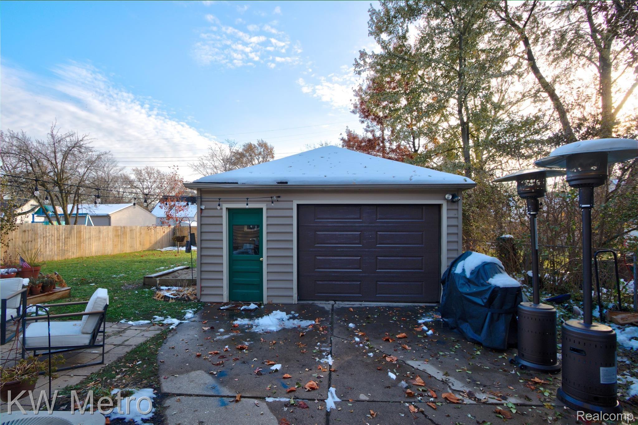 2329 Harvard Road Berkley, MI 48072 - Photo 29 of 36 2329 Harvard Rd. 30