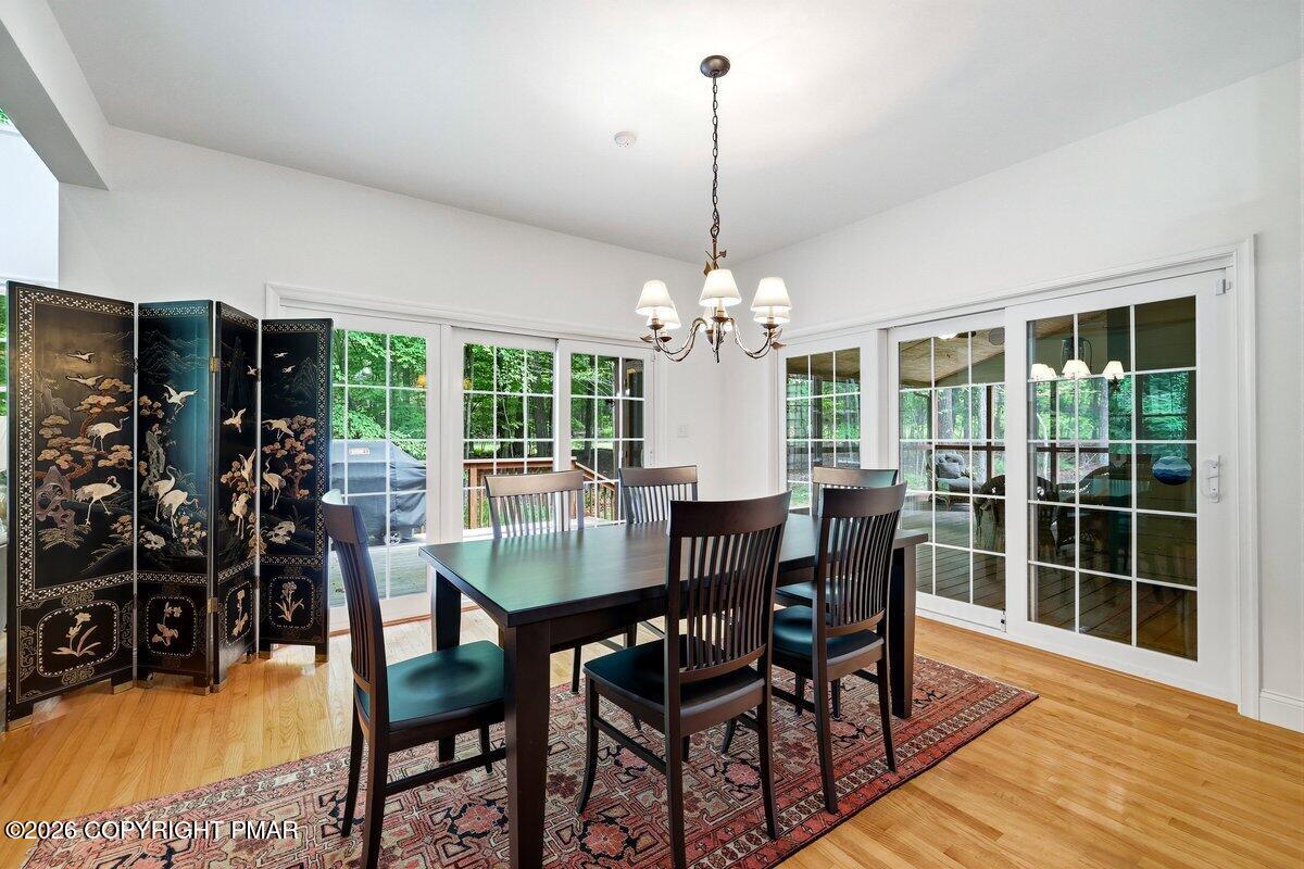 128 Creekside Road Canadensis, PA 18325 - Photo 13 of 68 Dining area