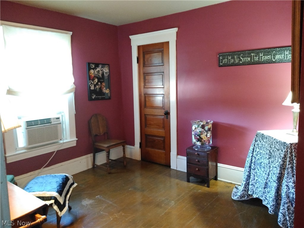 12 East Schaaf Road Independence, OH 44131 - Photo 24 of 33 cozy third bedroom on the second floor with hardwood floors