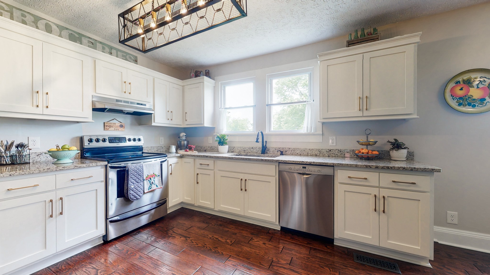 2344 Les Robinson Road Columbia, TN 38401 - Photo 8 of 36 Gallery Image 8