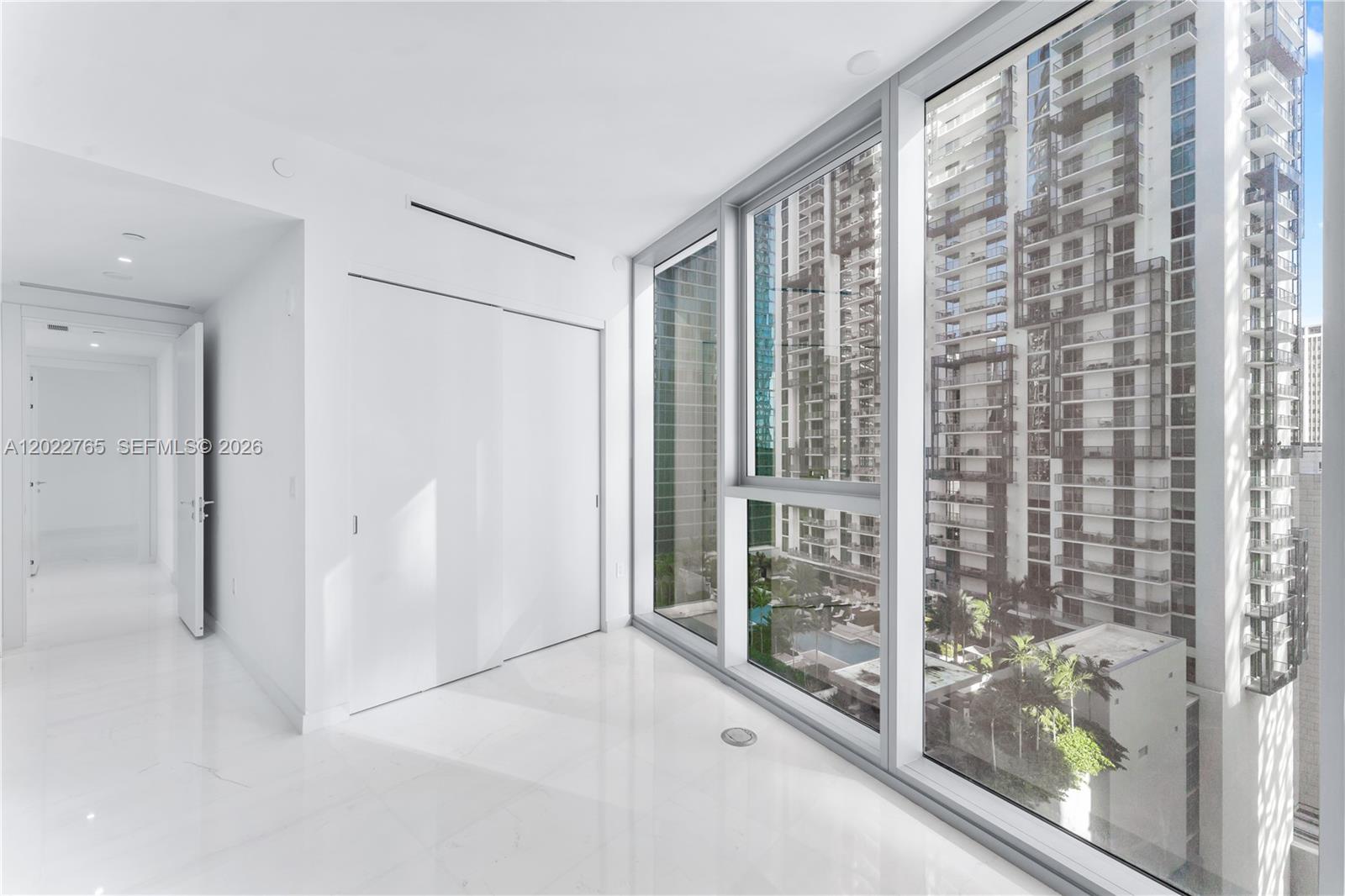 300 Biscayne Blvd Way, Unit 1802 Miami, FL 33131 - Photo 24 of 50