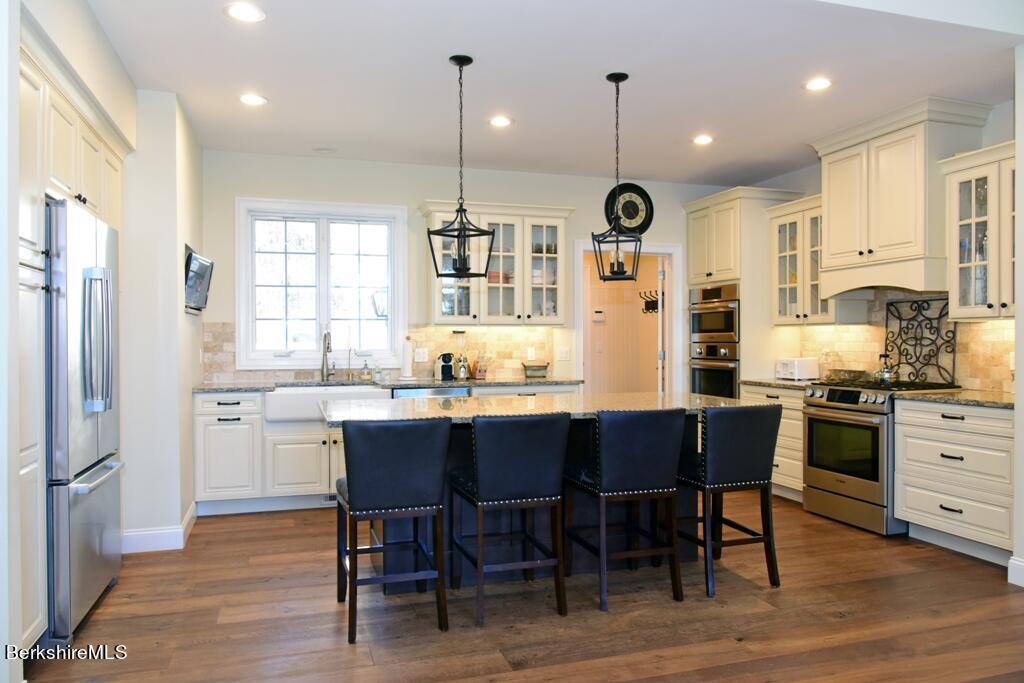 13 Burning Tree Road Great Barrington, MA 01230 - Photo 10 of 38 kitchen