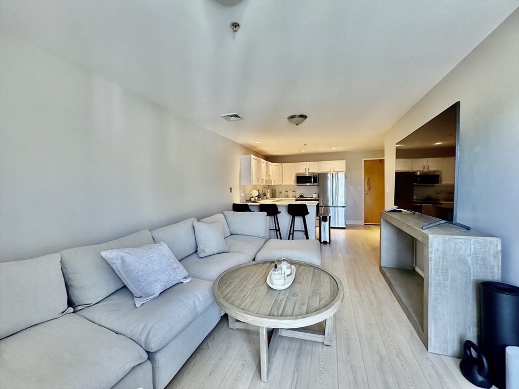 25 Alpine Street, Unit 36 Boston, MA 02136 - Photo 5 of 19