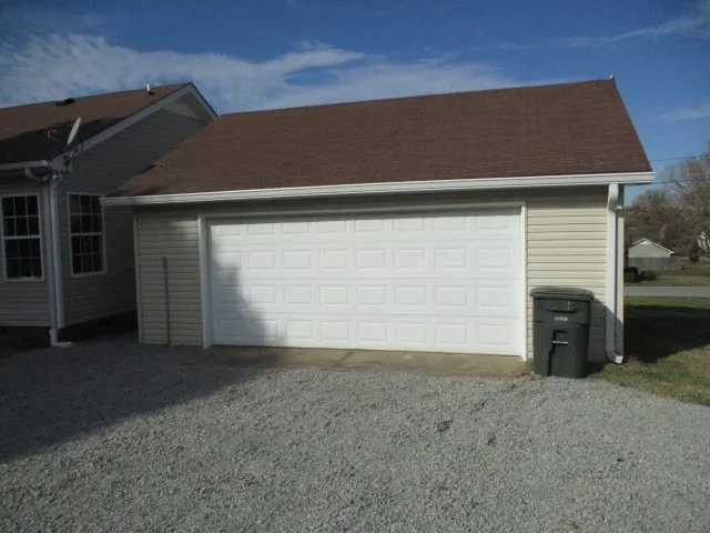 $299,900 | 309 Nikita Drive, Portland, TN 37148