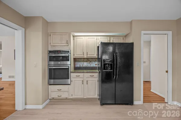 $939,000 | 68 Stony Ridge, Asheville, NC 28804