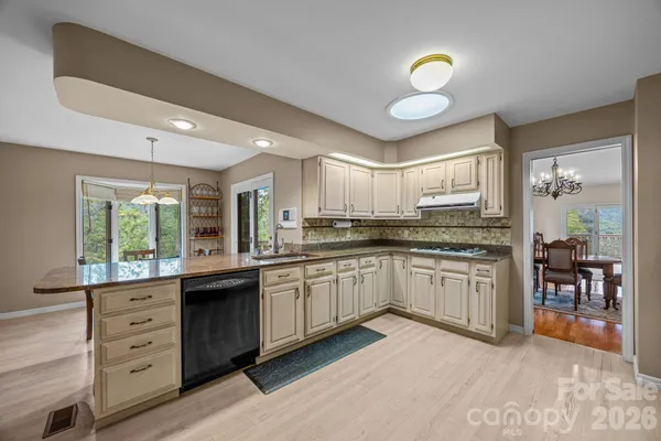 $939,000 | 68 Stony Ridge, Asheville, NC 28804