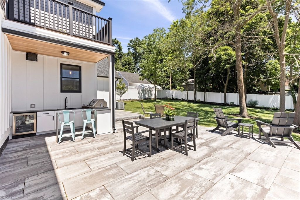 81 Wompatuck Road Hingham, MA 02043 - Photo 30 of 36 Gallery Image 30