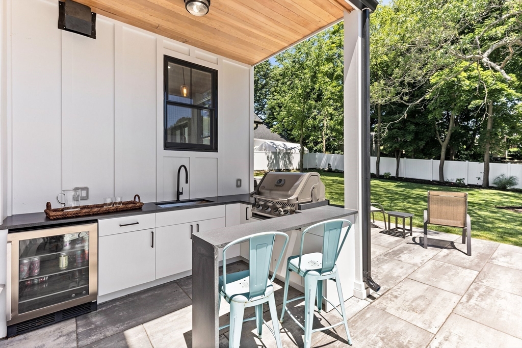 81 Wompatuck Road Hingham, MA 02043 - Photo 31 of 36 Gallery Image 31