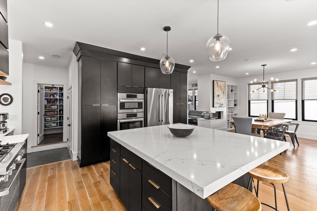81 Wompatuck Road Hingham, MA 02043 - Photo 4 of 36 Gallery Image 4