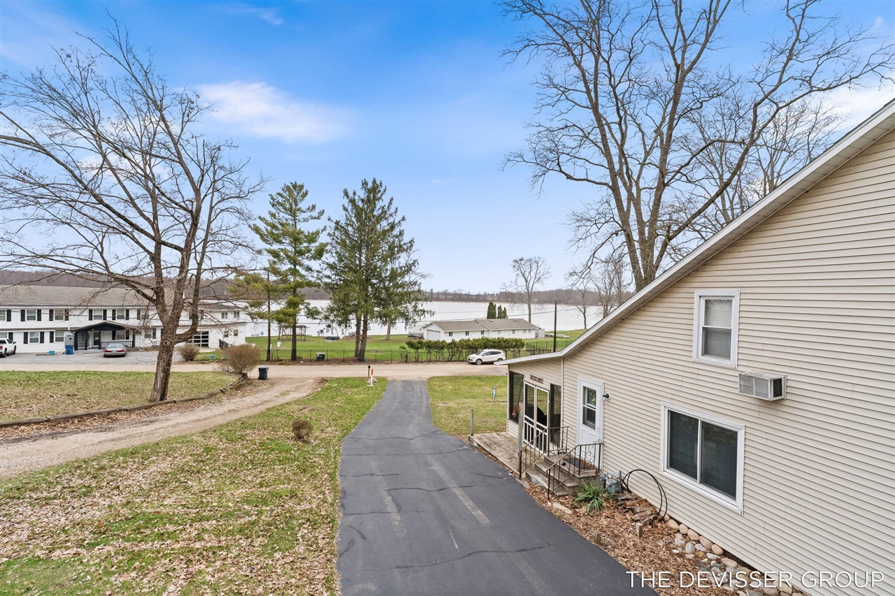 3136 Baseline Road Gobles, MI 49055 - Photo 46 of 85
