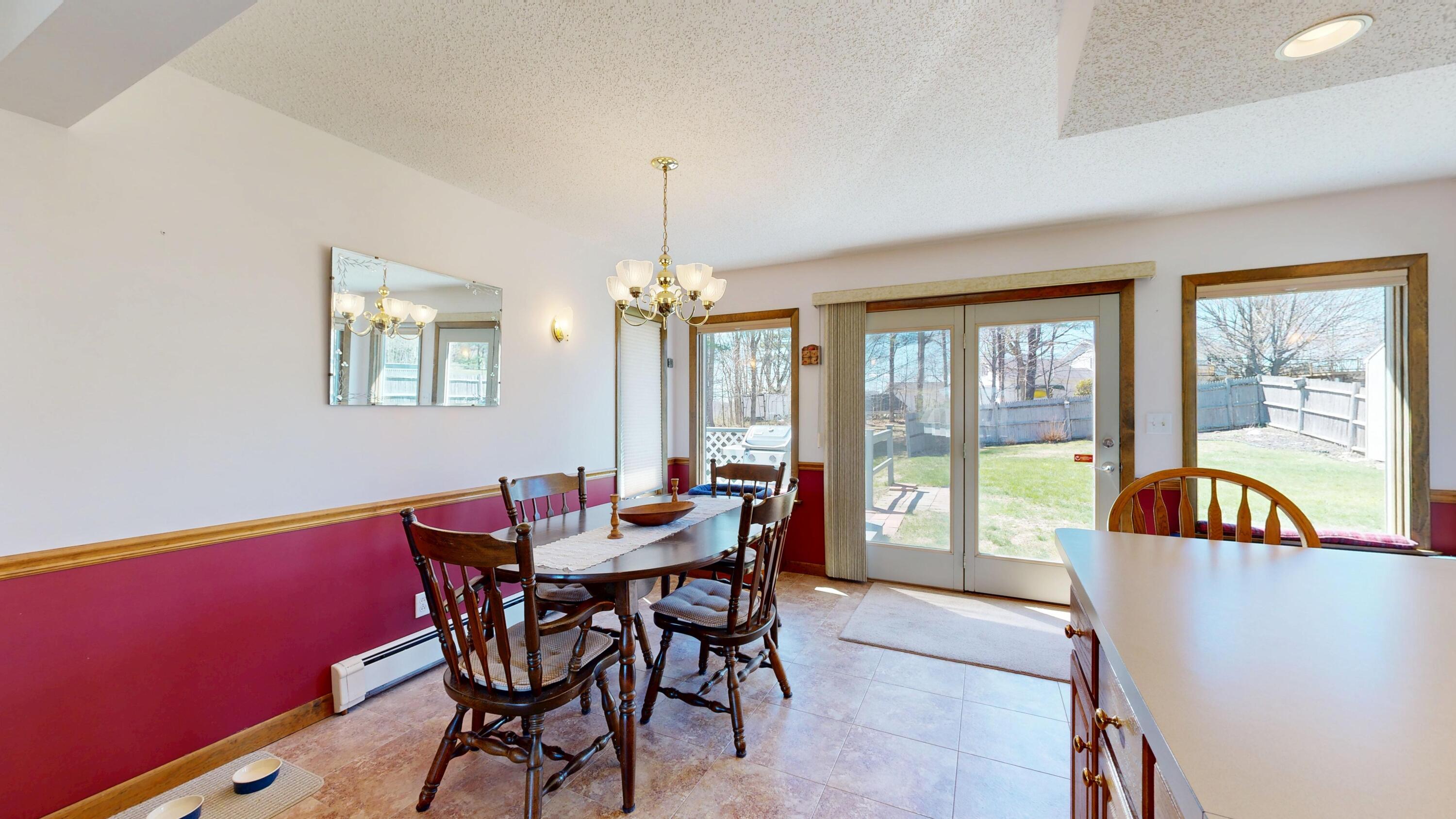 362 Crowley Road Sabattus, ME 04280 - Photo 16 of 50 Dining Area