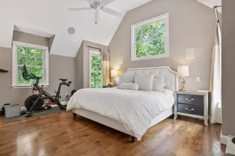 $1,250,000 | 400 Cyrus Field Road, Irvington, NY 10533