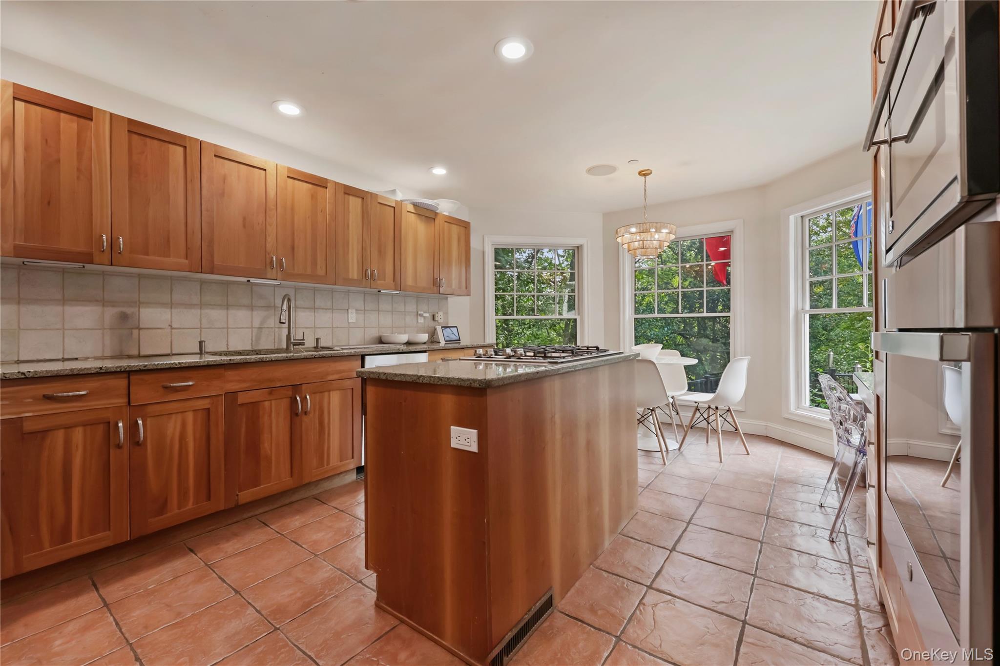 400 Cyrus Field Road Irvington, NY 10533 - Photo 4 of 27 Kitchen