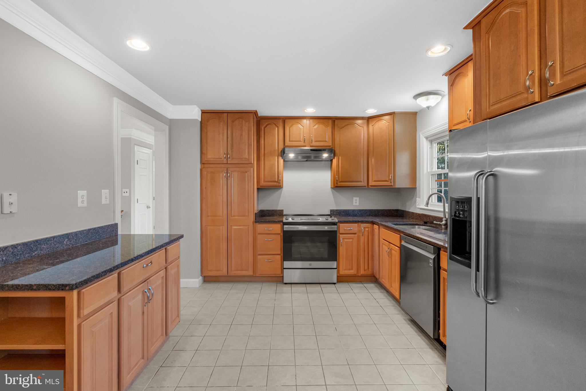 2046 Kirby Road McLean, VA 22101 - Photo 11 of 58 Gallery Image 11