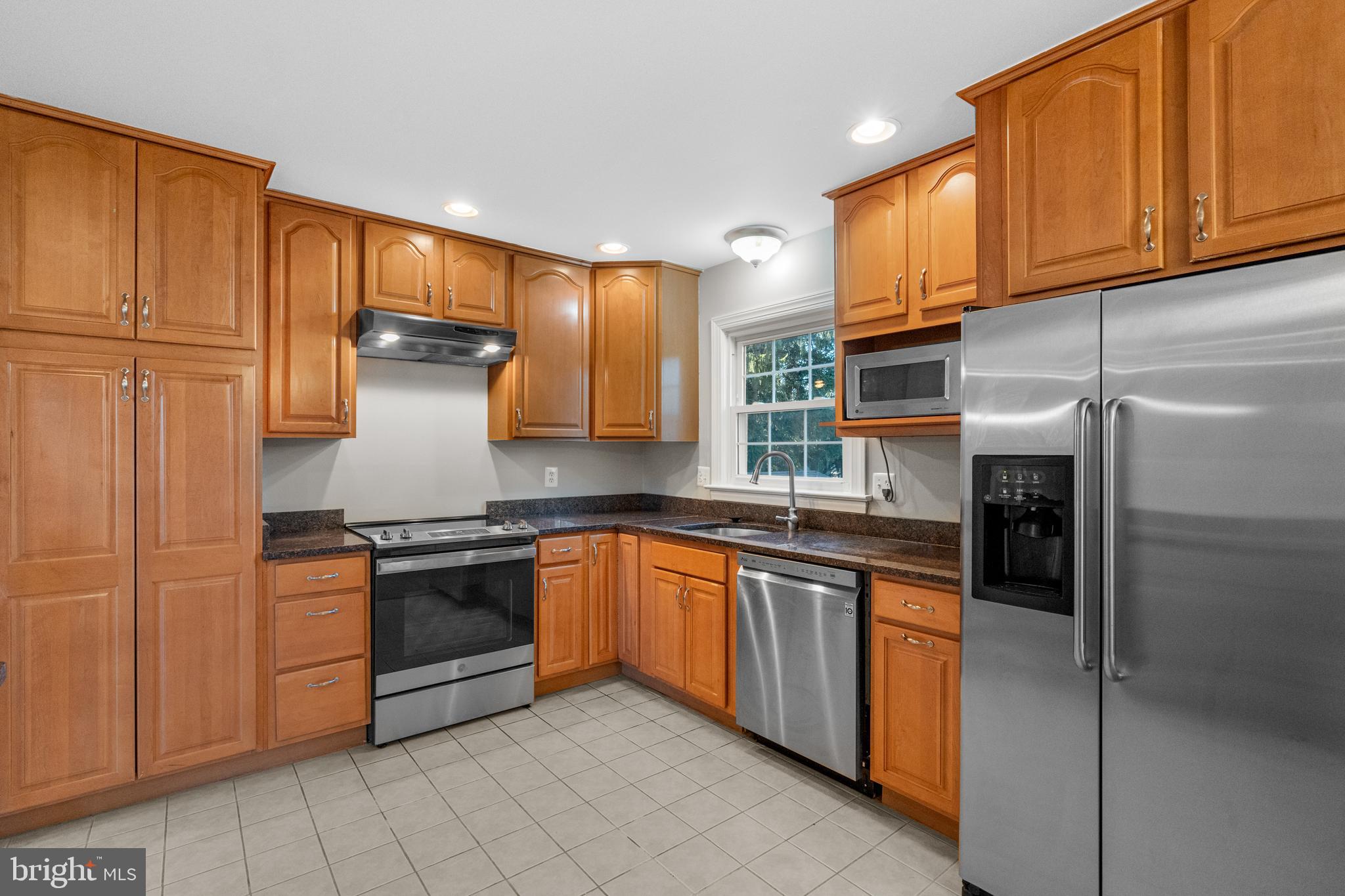 2046 Kirby Road McLean, VA 22101 - Photo 12 of 58 Gallery Image 12