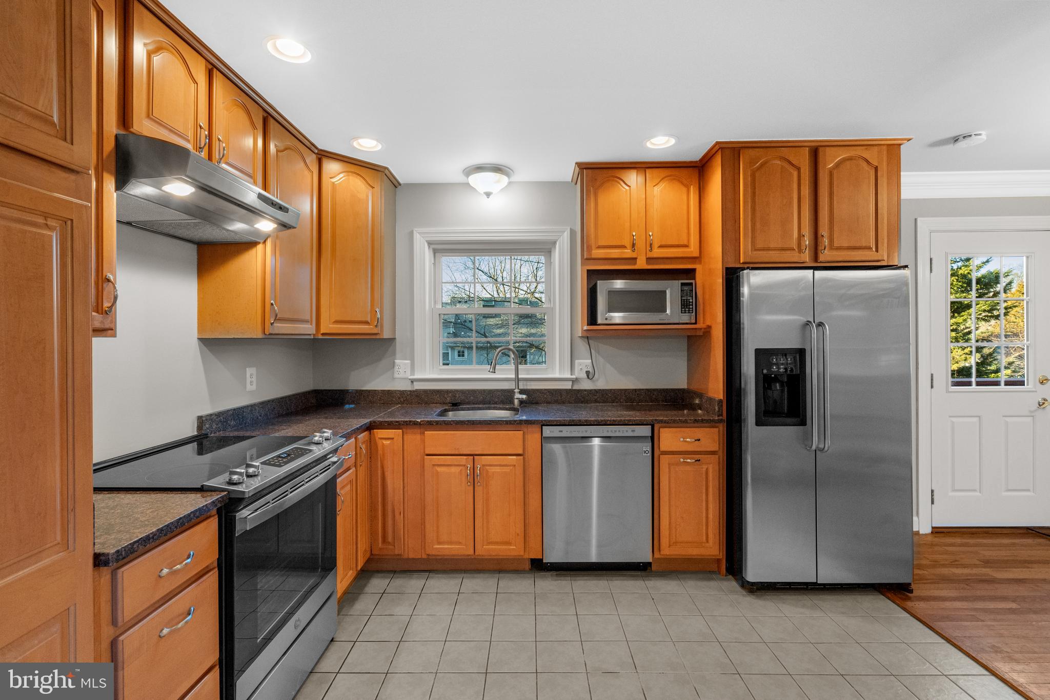 2046 Kirby Road McLean, VA 22101 - Photo 14 of 58 Gallery Image 14