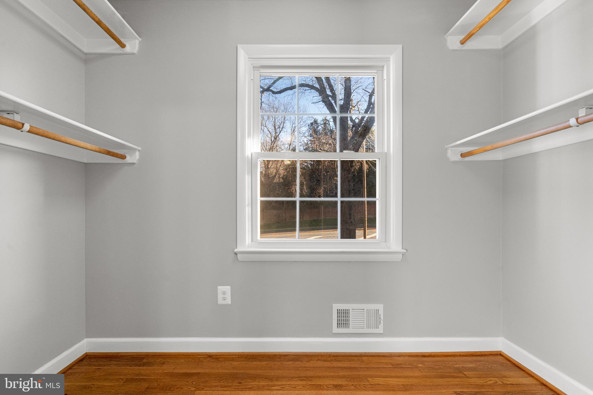 2046 Kirby Road McLean, VA 22101 - Photo 21 of 58 Gallery Image 21