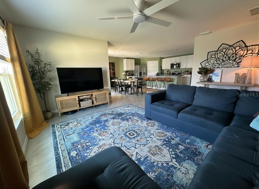 6830 Southeast 3rd Loop Ocala, FL 34472 - Photo 3 of 7