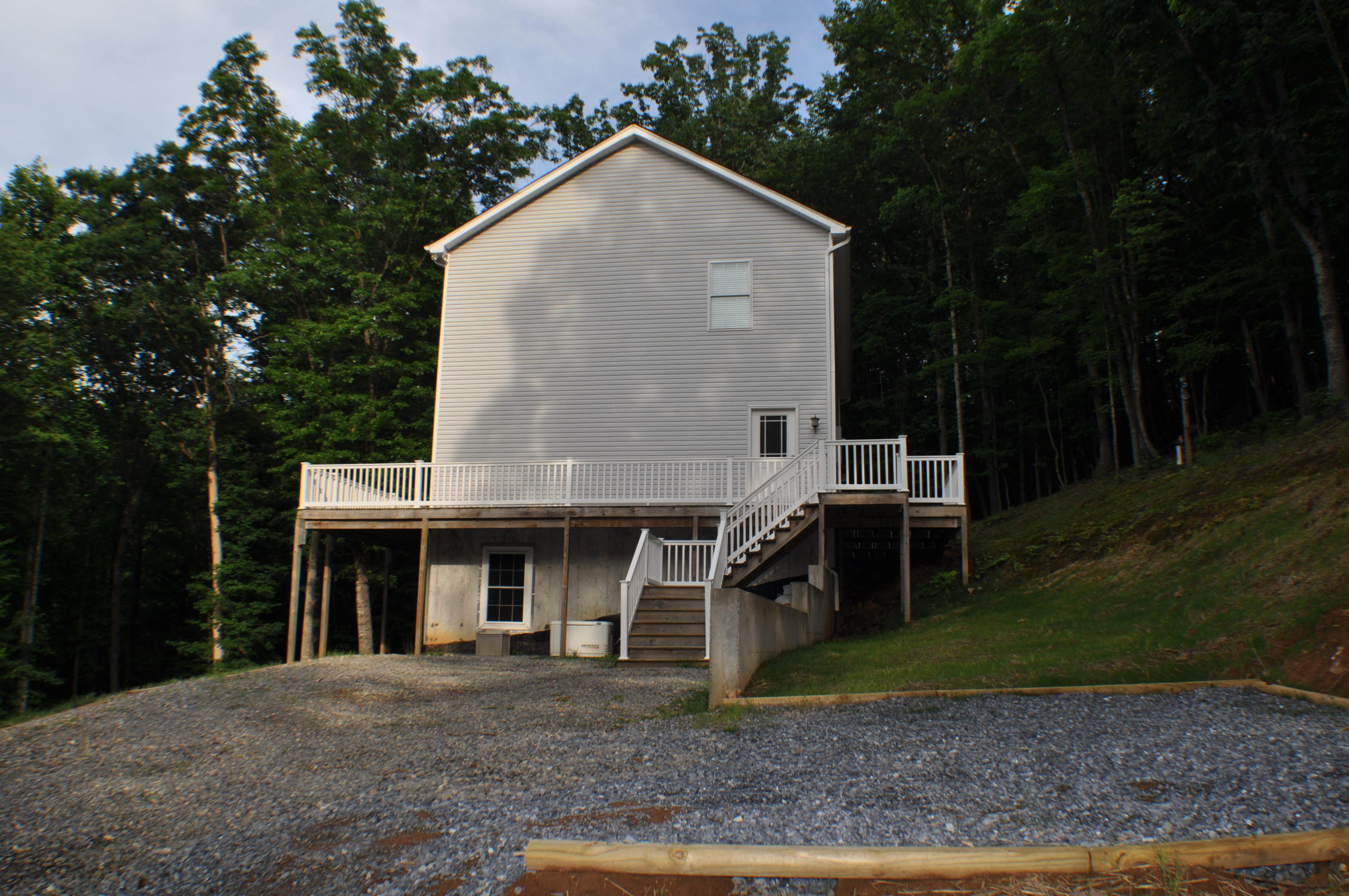 134 Silver Shadow Road Hardy, VA 24101 - Photo 49 of 49 DSC_0459