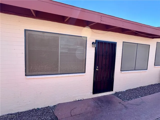$1,099 | 720 North 10th Street, Unit 4, Las Vegas, NV 89101
