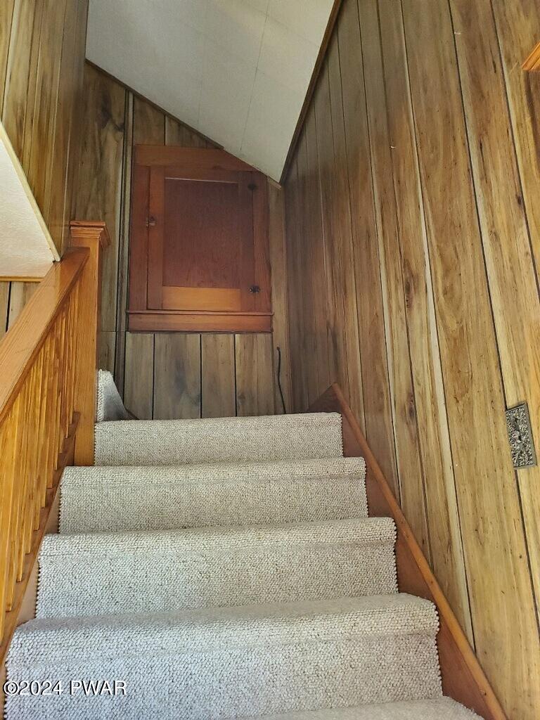 69 Carbondale Road Waymart, PA 18472 - Photo 28 of 39 Upstairs