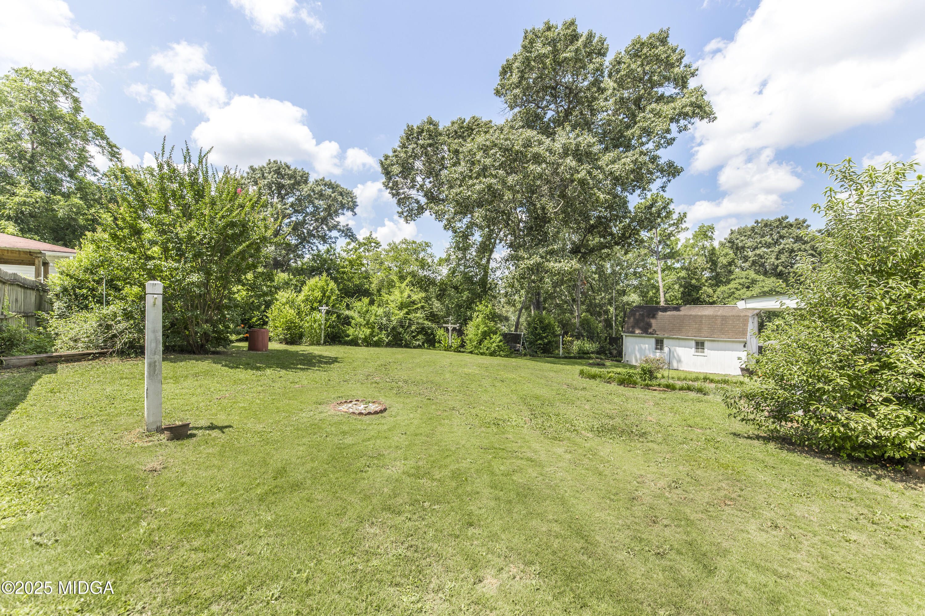 101 Spring Street Warner Robins, GA 31088 - Photo 23 of 28 101 Spring St 36
