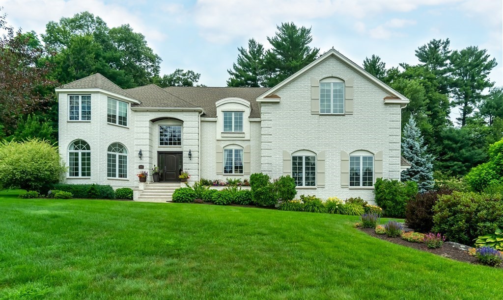 5 Ruggiero Way Andover, MA 01810 - Photo 1 of 1