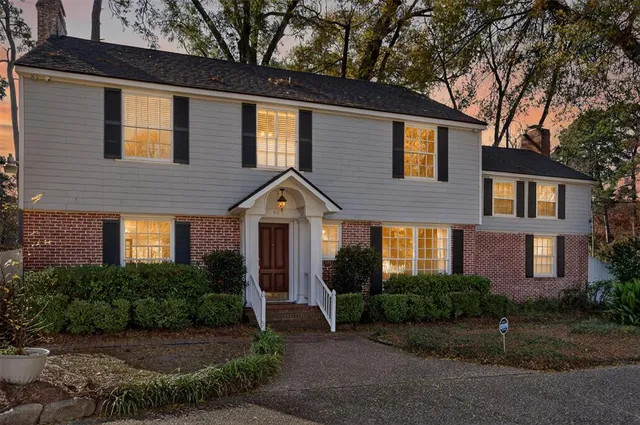 $425,000 | 367 Pierremont Road, Shreveport, LA 71106