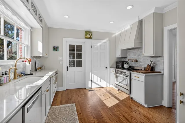 $425,000 | 367 Pierremont Road, Shreveport, LA 71106