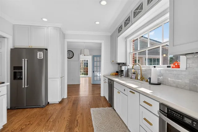 $425,000 | 367 Pierremont Road, Shreveport, LA 71106