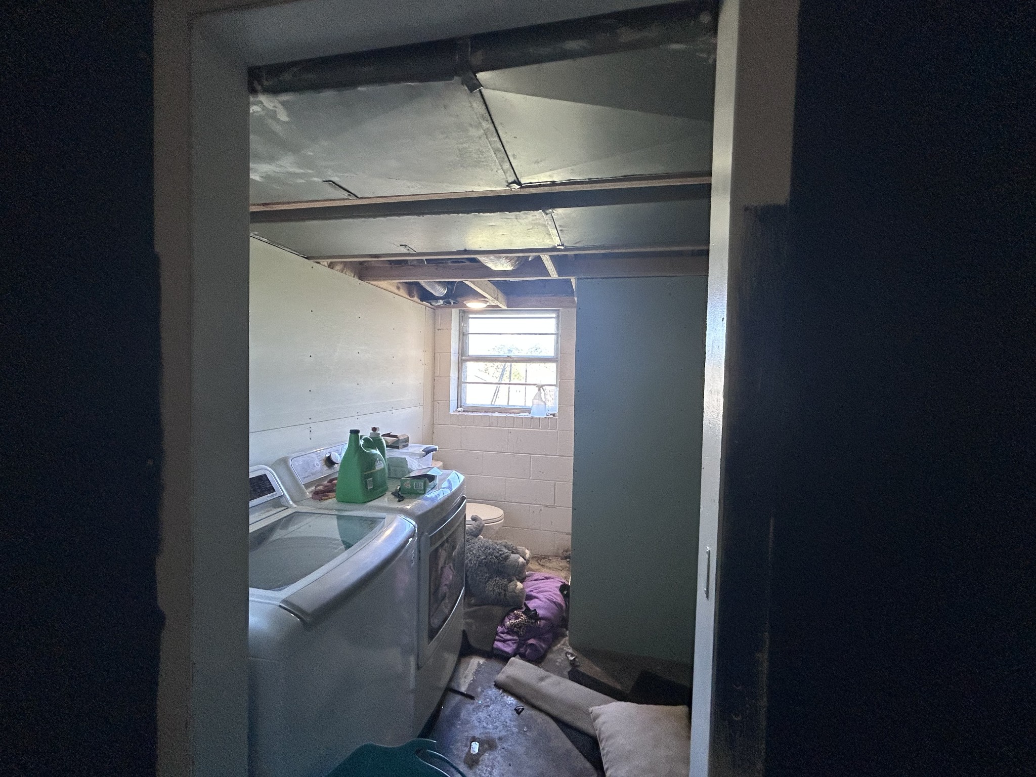 476 Sunset Drive Sparta, TN 38583 - Photo 12 of 21 a bathroom with a bathtub