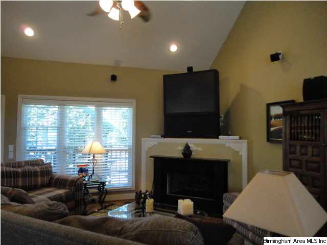 2684 Hawthorne Lake Road Helena, AL 35022 - Photo 11 of 32 Gallery Image 11