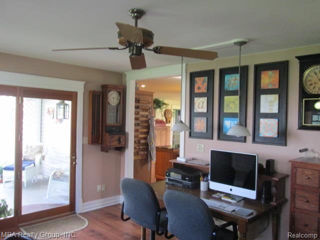 28689 Chatham Road Grosse Ile, MI 48138 - Photo 19 of 41 IMG_6314.jpg