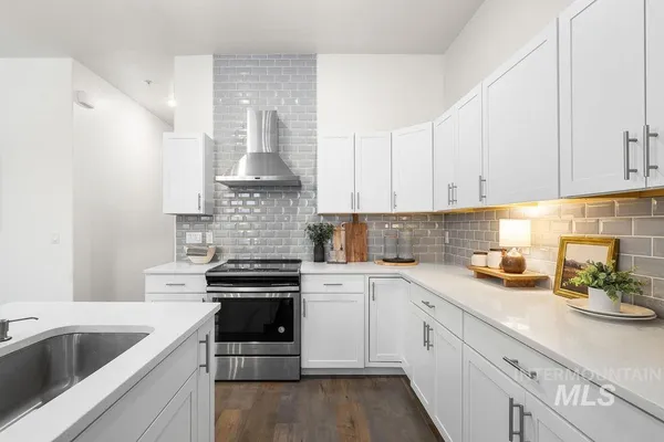 $687,000 | 1424 West Front Street, Unit 205, Boise, ID 83702