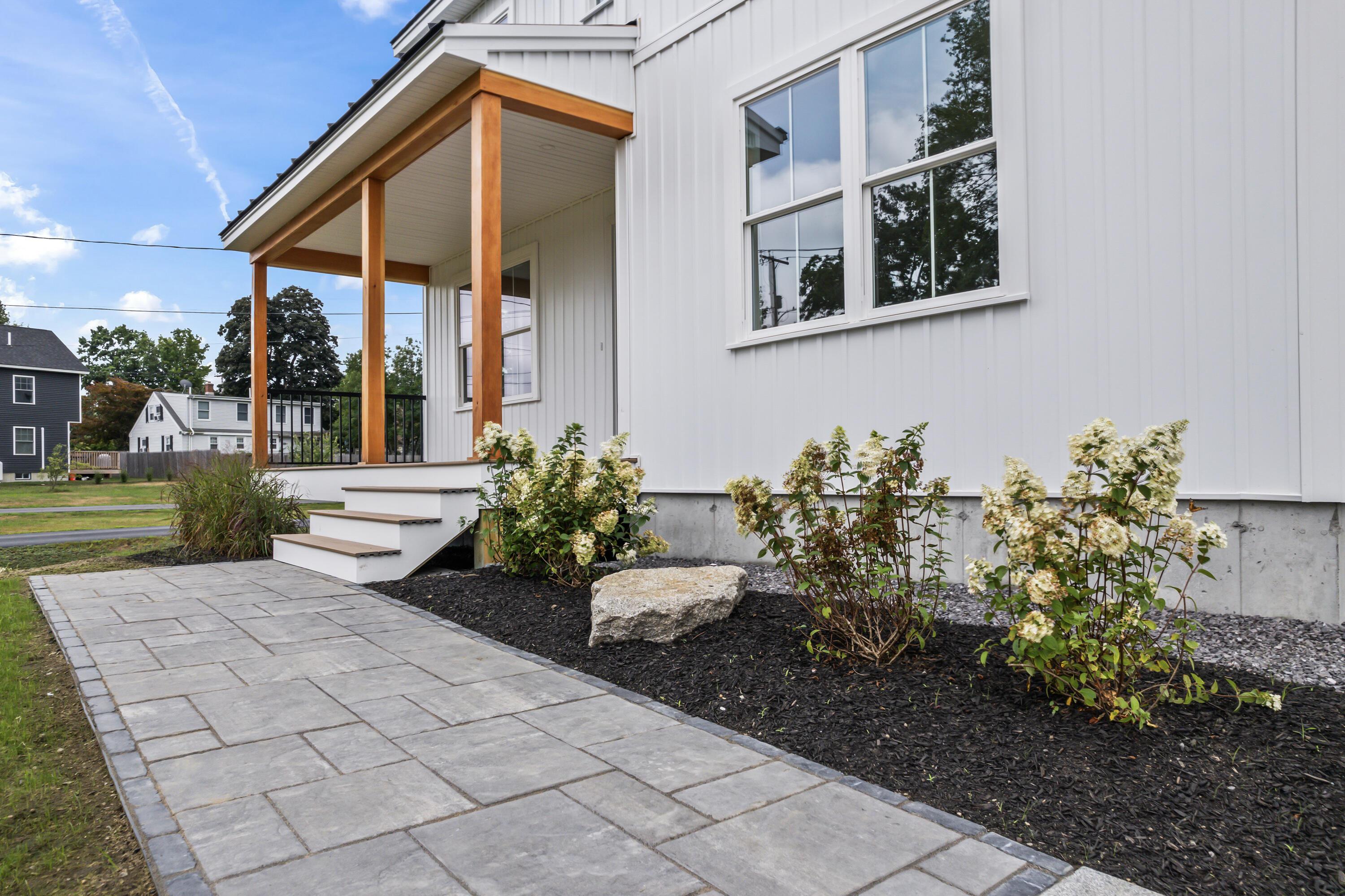 42 Ross Rd_105