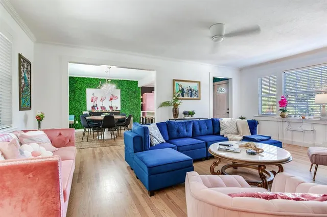 $925,000 | 1960 Lincoln Drive, Sarasota, FL 34236