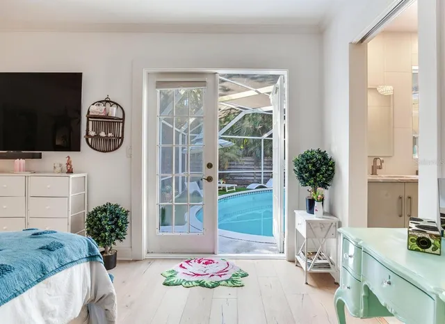 $925,000 | 1960 Lincoln Drive, Sarasota, FL 34236