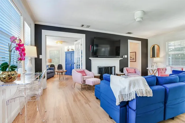 $925,000 | 1960 Lincoln Drive, Sarasota, FL 34236