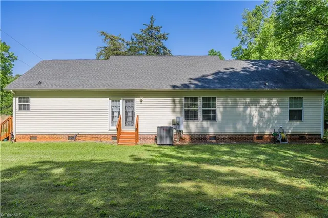 $599,900 | 677 Lambert Chapel Road, Siler City, NC 27344