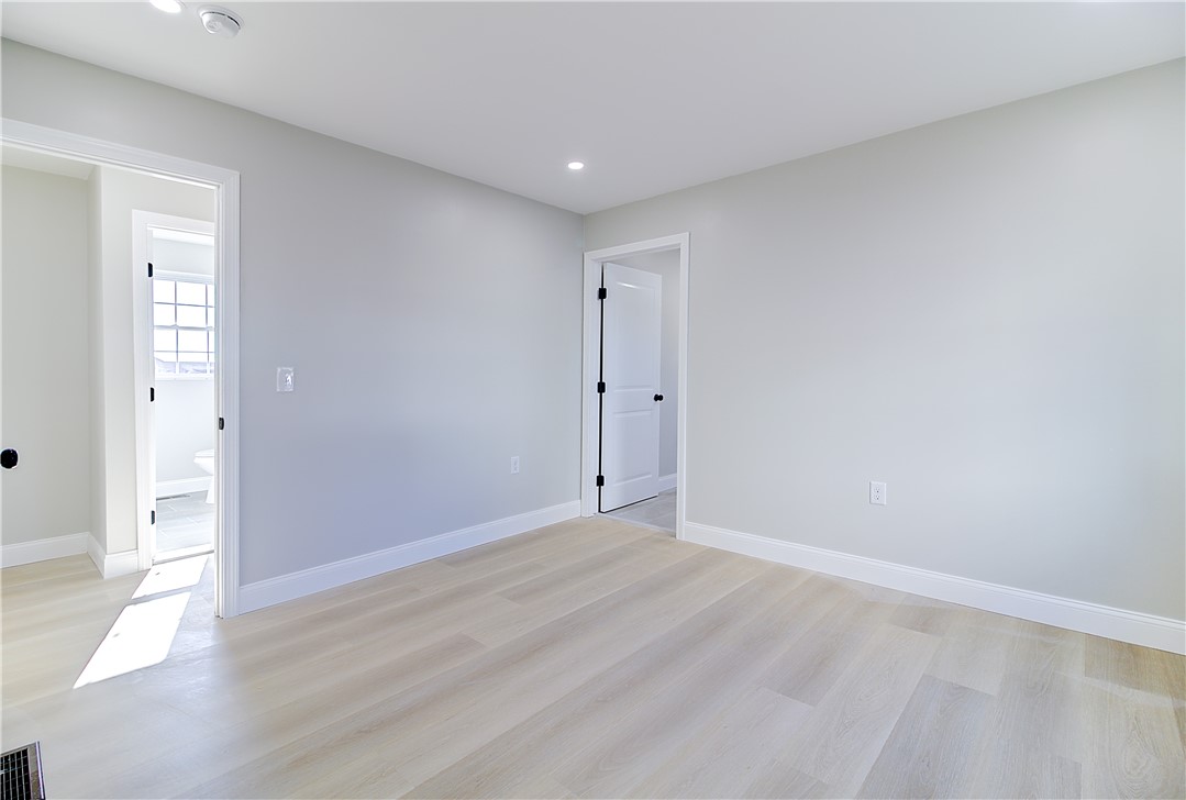 14 Robin Street Providence, RI 02908 - Photo 19 of 50