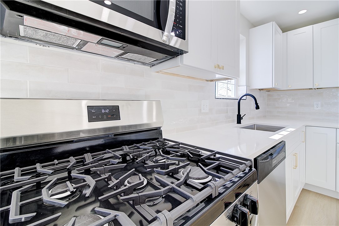 14 Robin Street Providence, RI 02908 - Photo 34 of 50