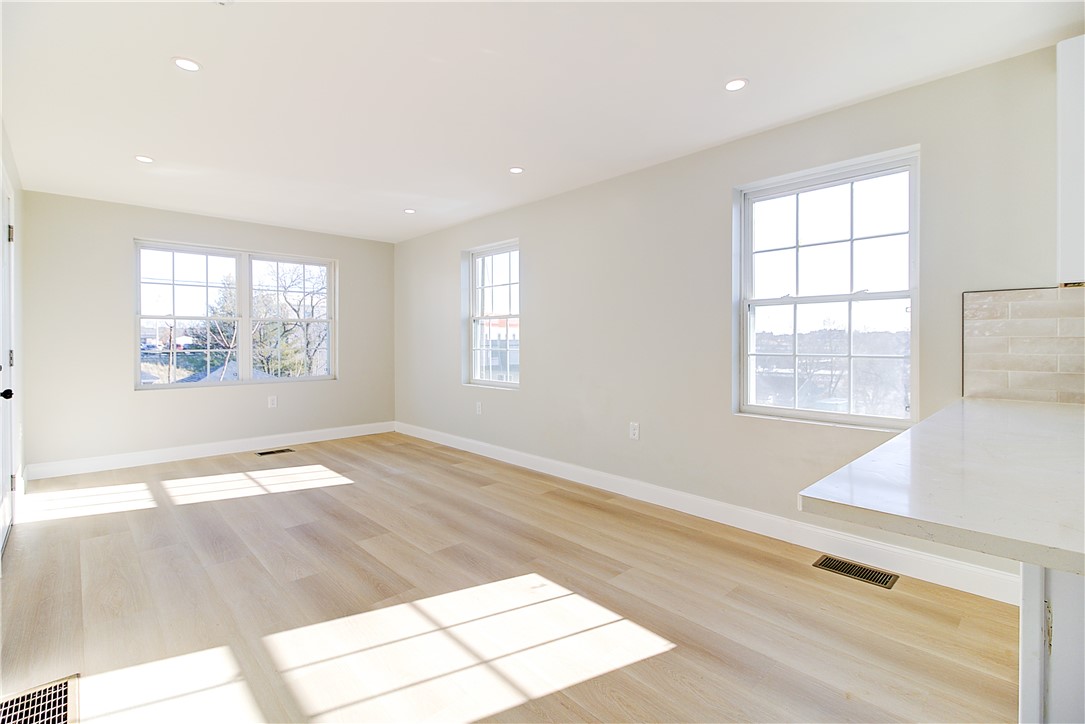 14 Robin Street Providence, RI 02908 - Photo 9 of 50