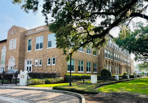 $2,200 | 2525 College Street, Unit 1203, Jacksonville, FL 32204