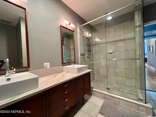 $2,200 | 2525 College Street, Unit 1203, Jacksonville, FL 32204