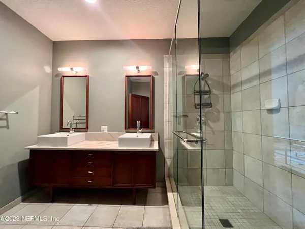 $2,200 | 2525 College Street, Unit 1203, Jacksonville, FL 32204