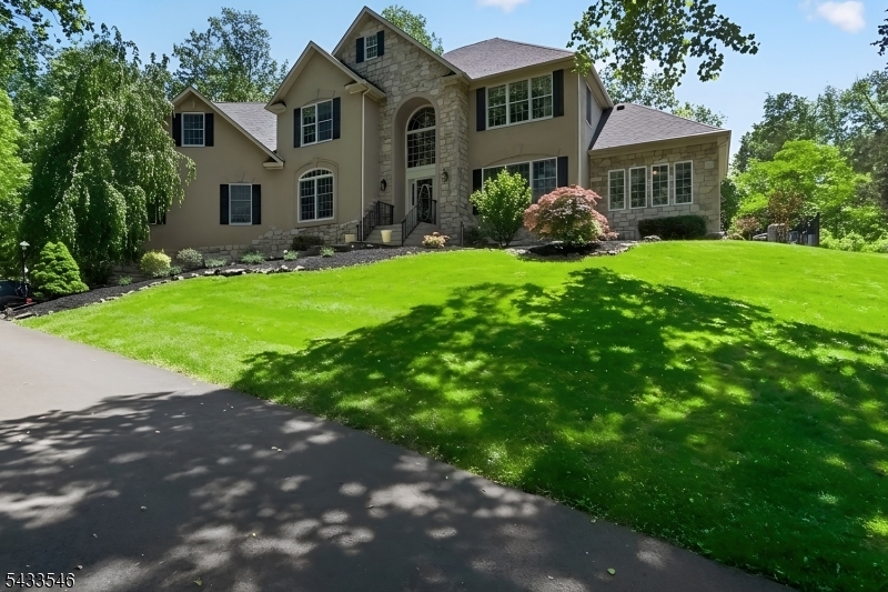 41 Sutton Farm Road Flemington, NJ 08822 - Photo 2 of 28